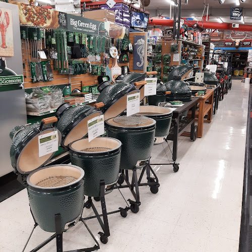 Tubbs Hardware & Rental