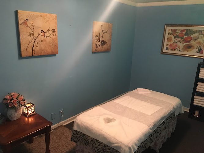 YoureeSPA Massage