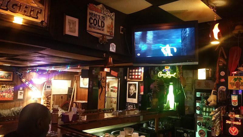Tiki Bar & Grill
