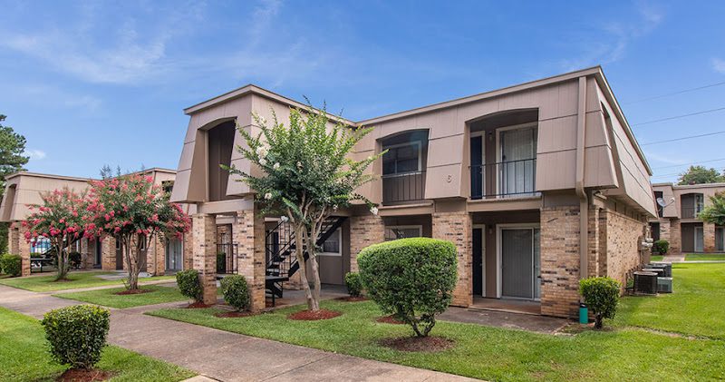 South Pointe Apartments