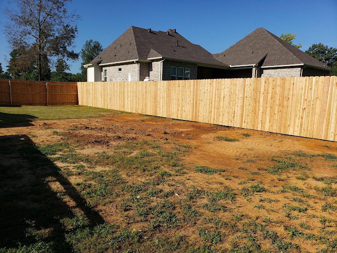 Lynch’s Lawn & Fence LLC