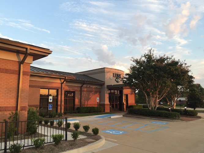 Lusk Eye Specialists – Shreveport